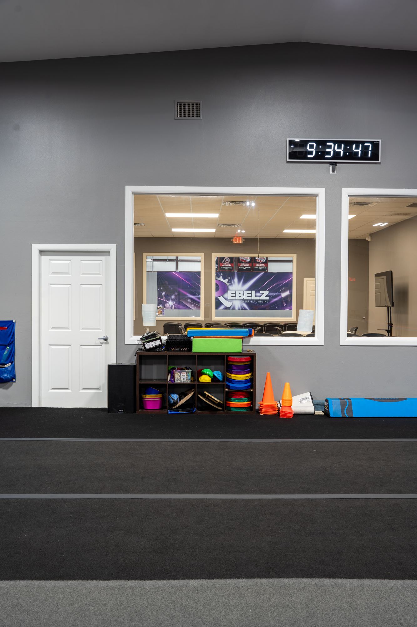 Rebelz Gym wide view of finished cheer and tumbling floor