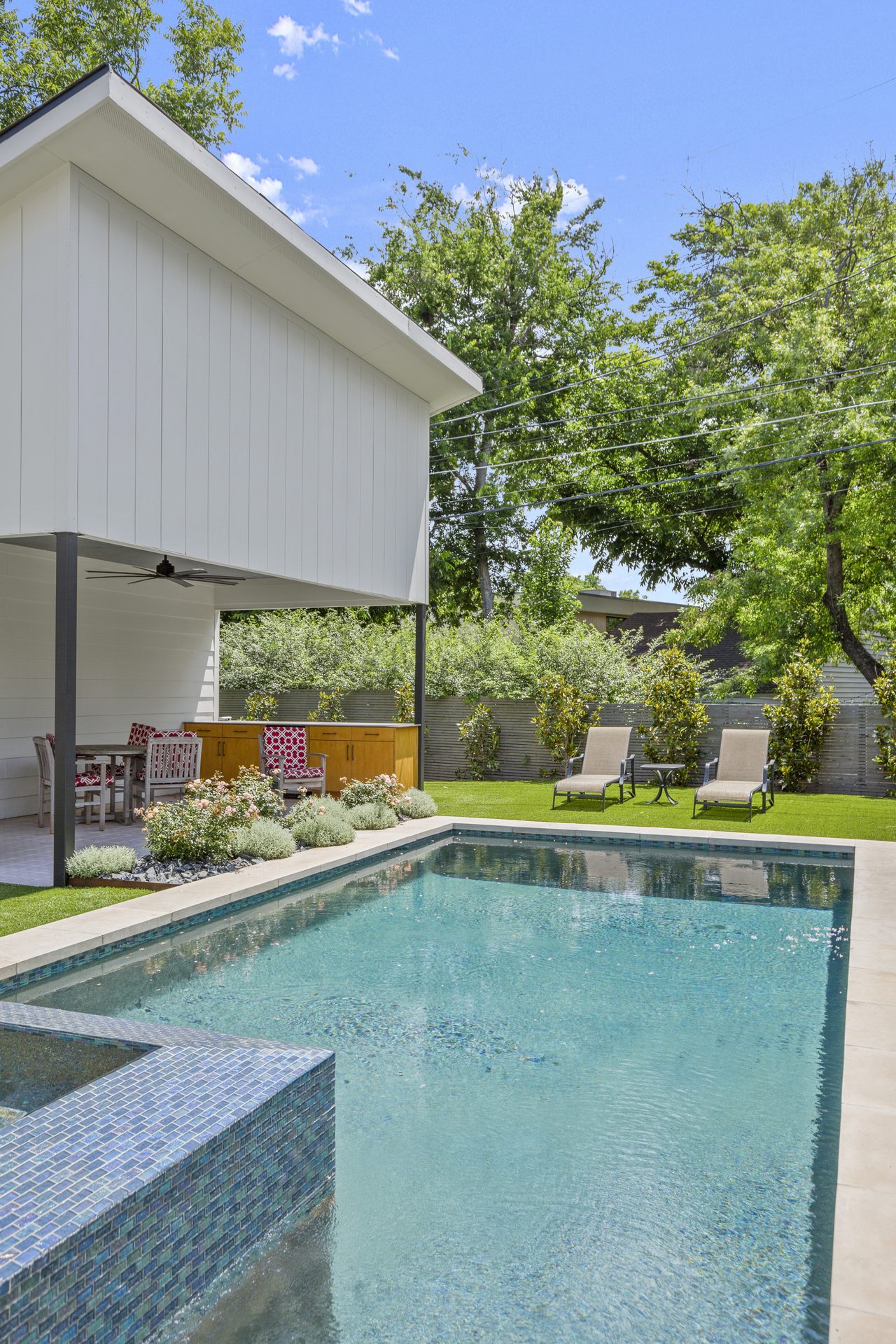 Tarrytown pool and outdoor living, covered outdoor kitchen and dining pergola, Austin, TX