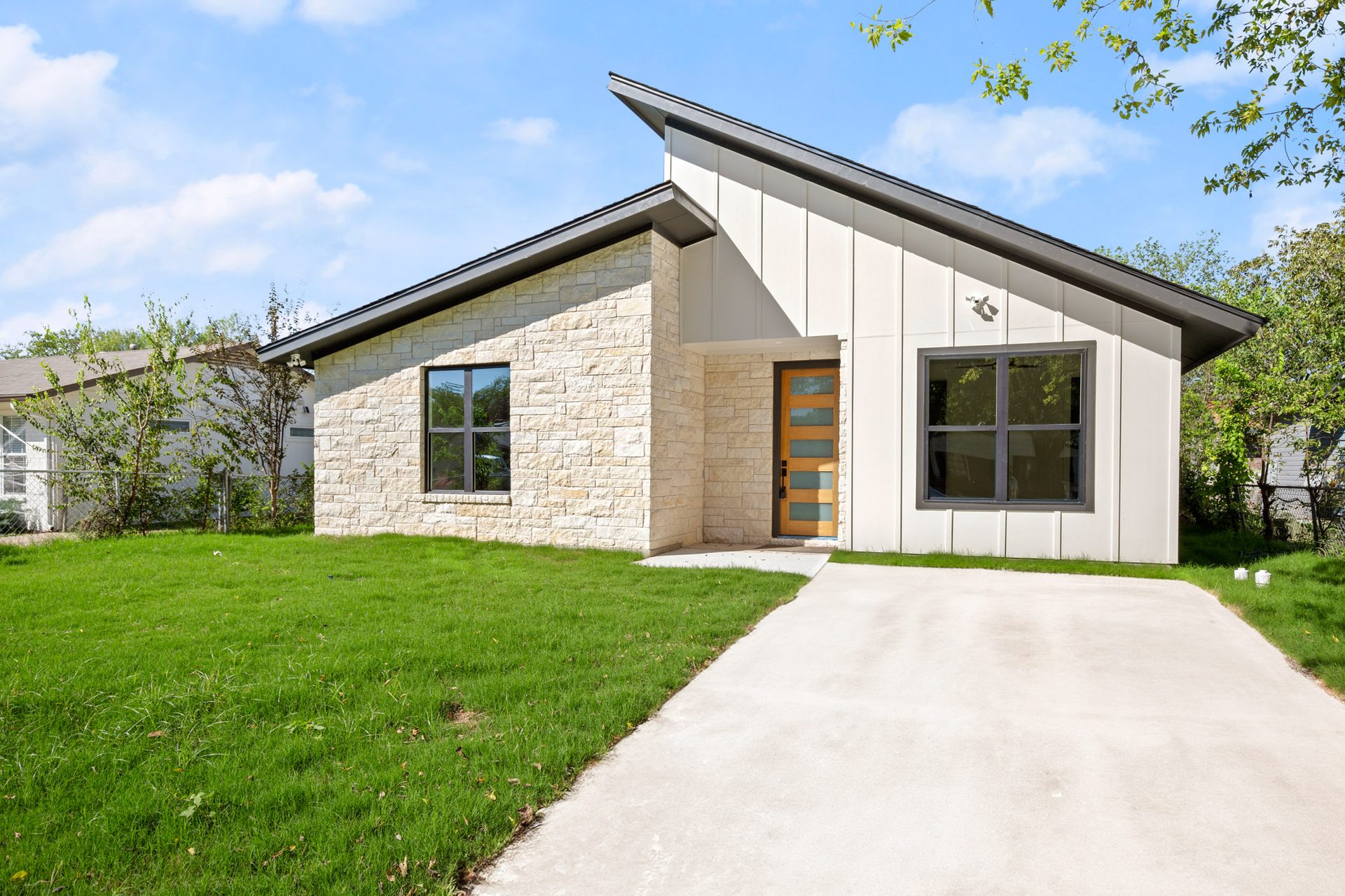 Lily Terrace finished New Build, Montopolis, Austin, TX, photo 1