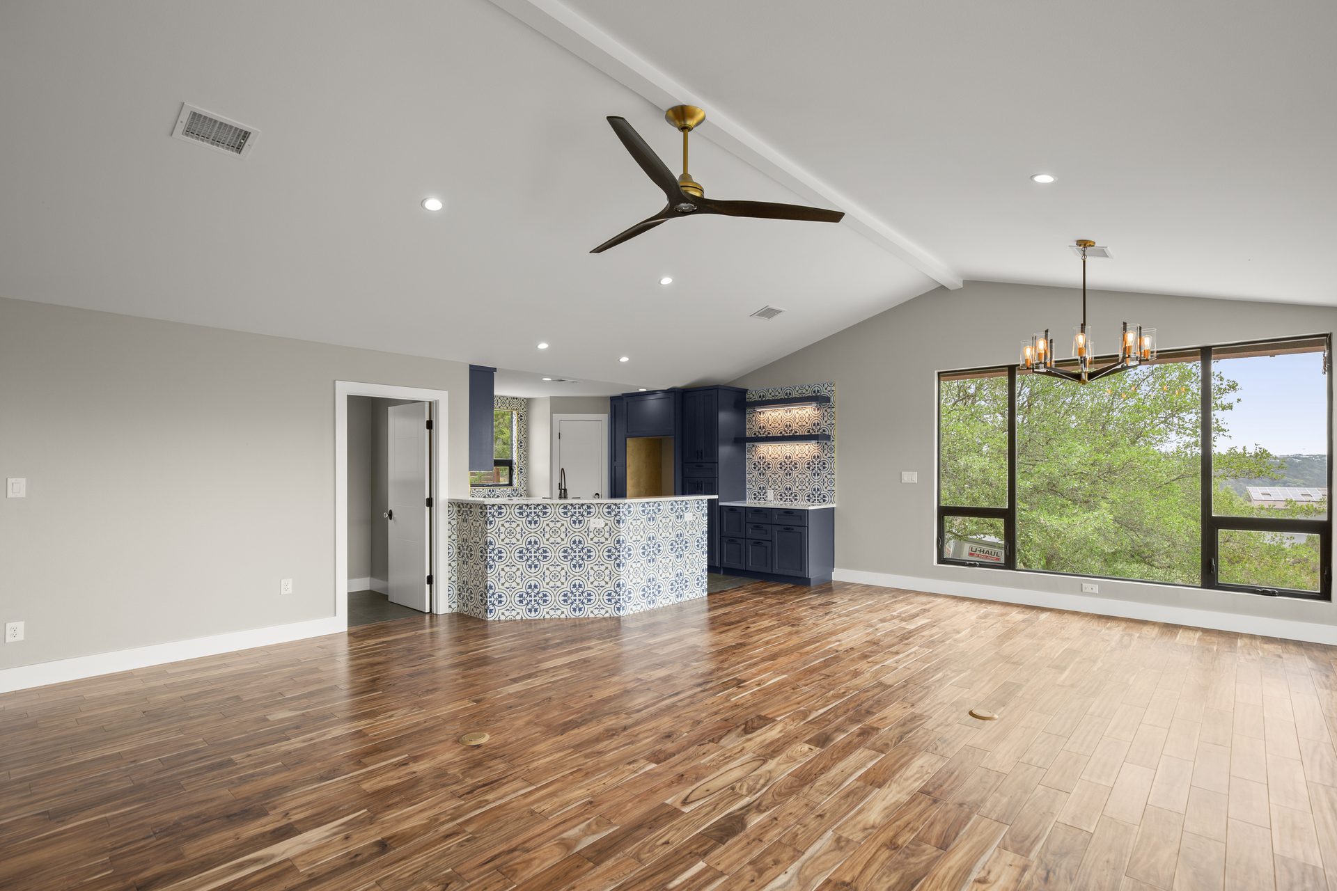 Running Deer Trl finished Outdoor Living, Apache Shores, Austin, TX (Lake Travis), photo 5